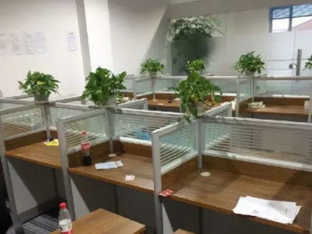 圖 海量二手辦公家具低價銷售 歡迎來店選購 質(zhì)優(yōu)價廉 上海辦公用品