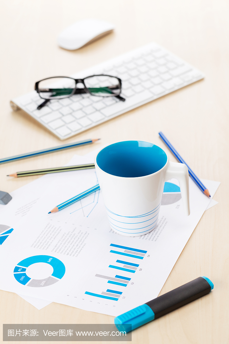 辦公室辦公用品和報告